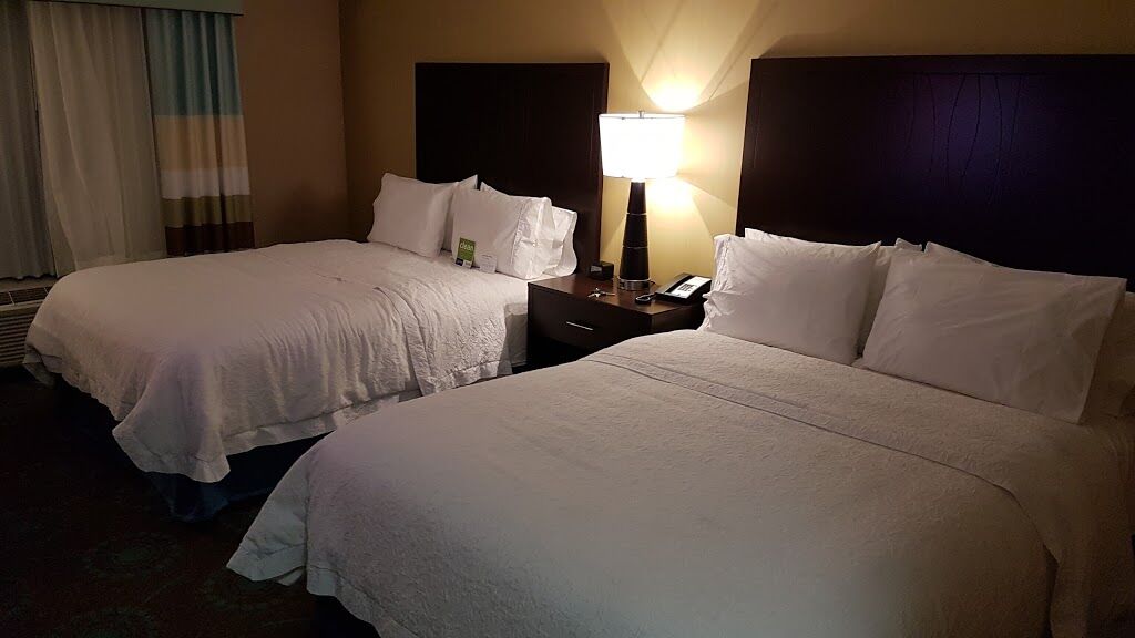 Hampton Inn Saskatoon South Bagian luar foto